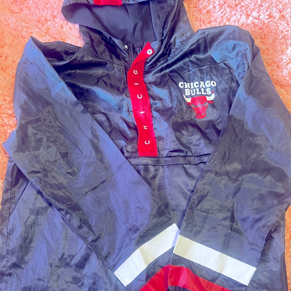 Men’s Pullover lightweight jacket. XL. Chicago Bulls. NBA